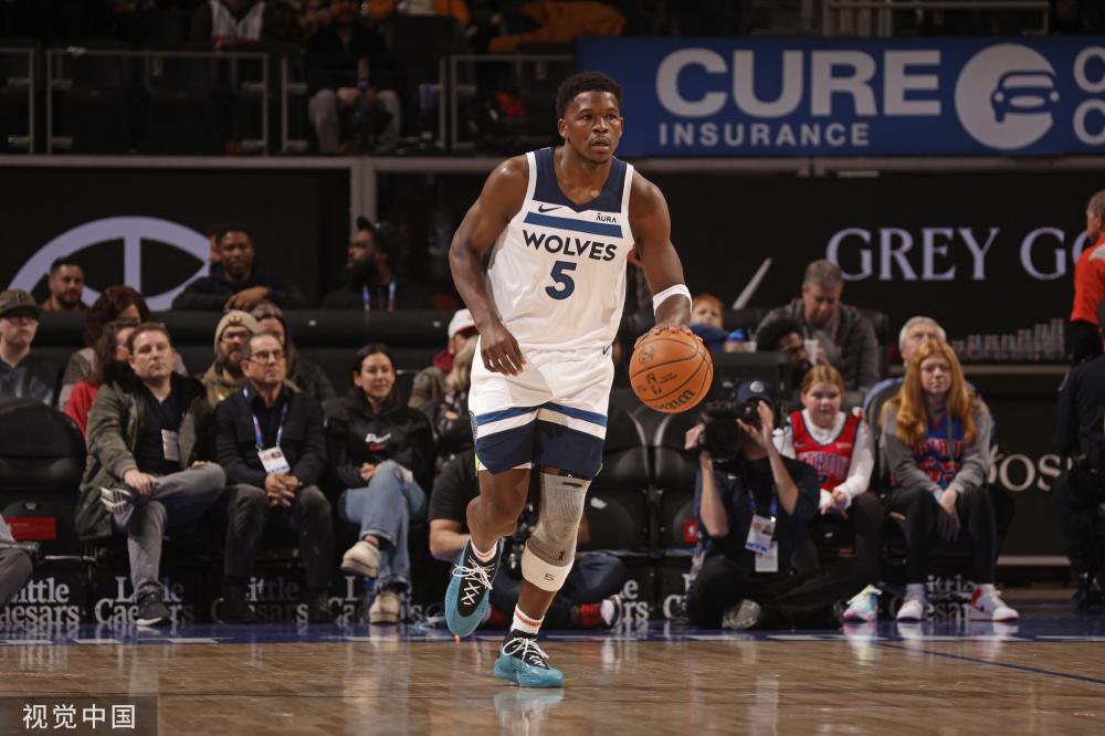 因伤缺阵时 因伤缺阵时